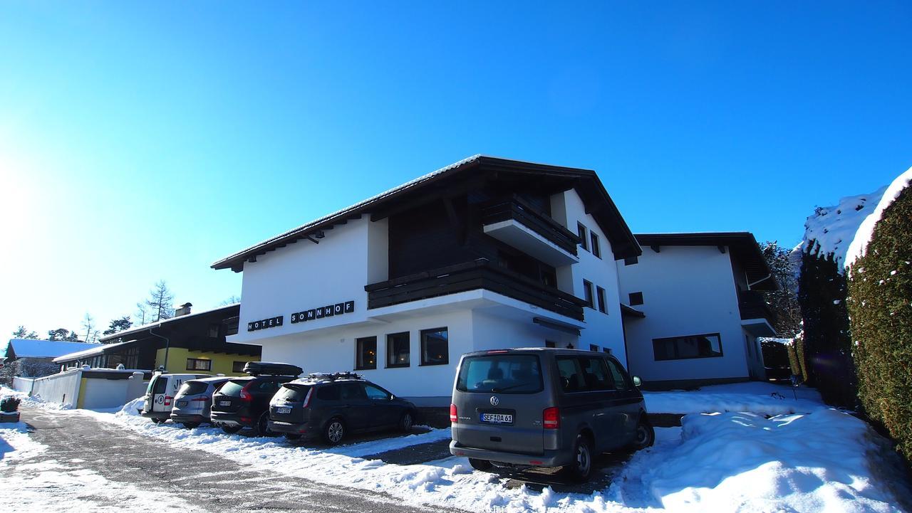 Hotel Sonnhof Mutters Exterior photo